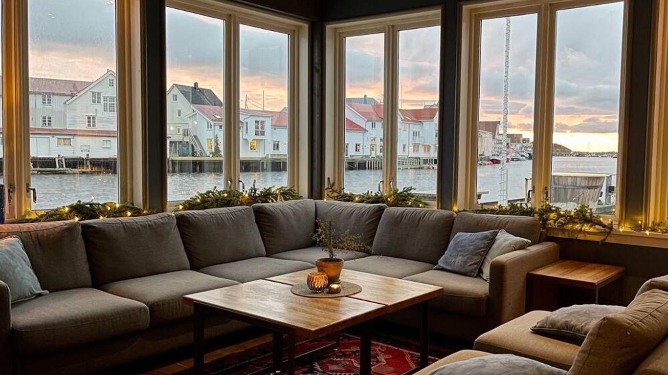 Henningsvær Bryggehotell