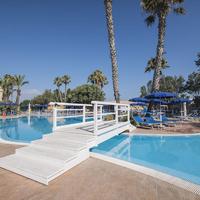 Delfino Beach Hotel