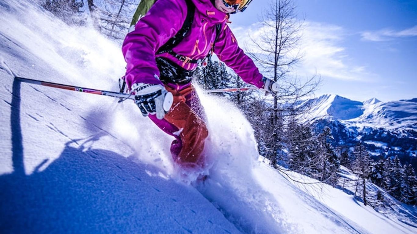 Österreichischer Hof-im Bademantel direkt in die Alpentherme