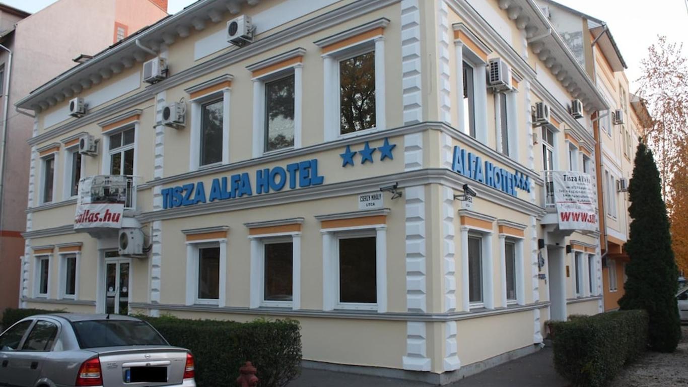 Tisza Alfa Hotel