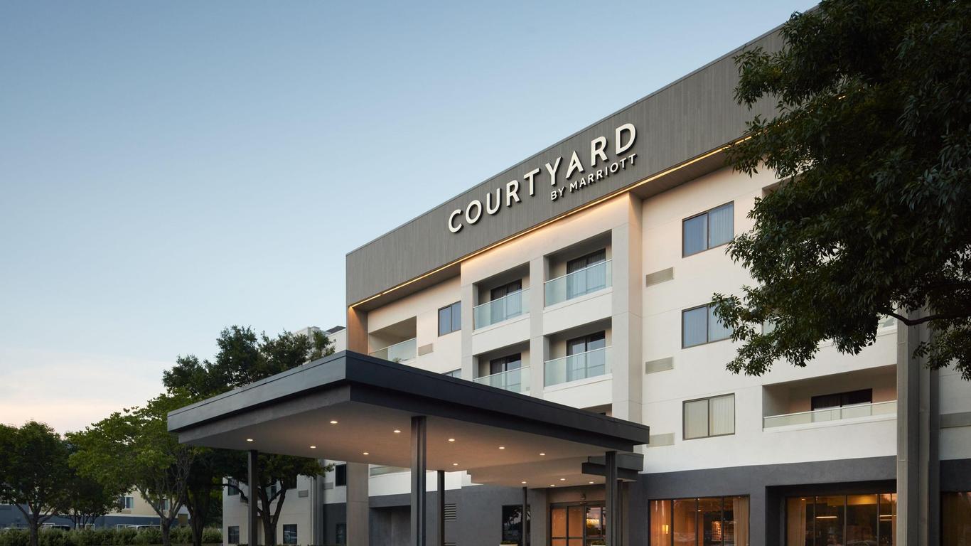 Courtyard by Marriott Austin South