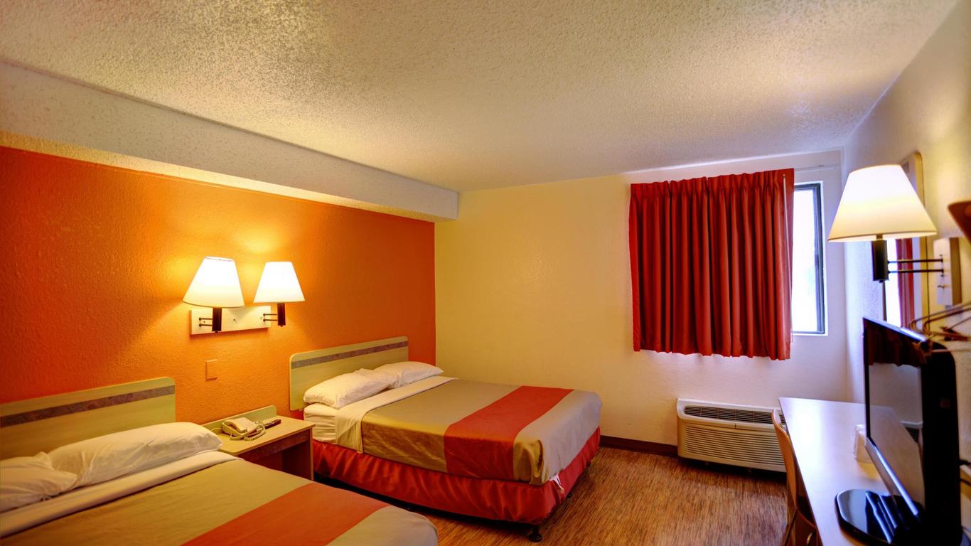 Motel 6 Omaha East Council Bluffs