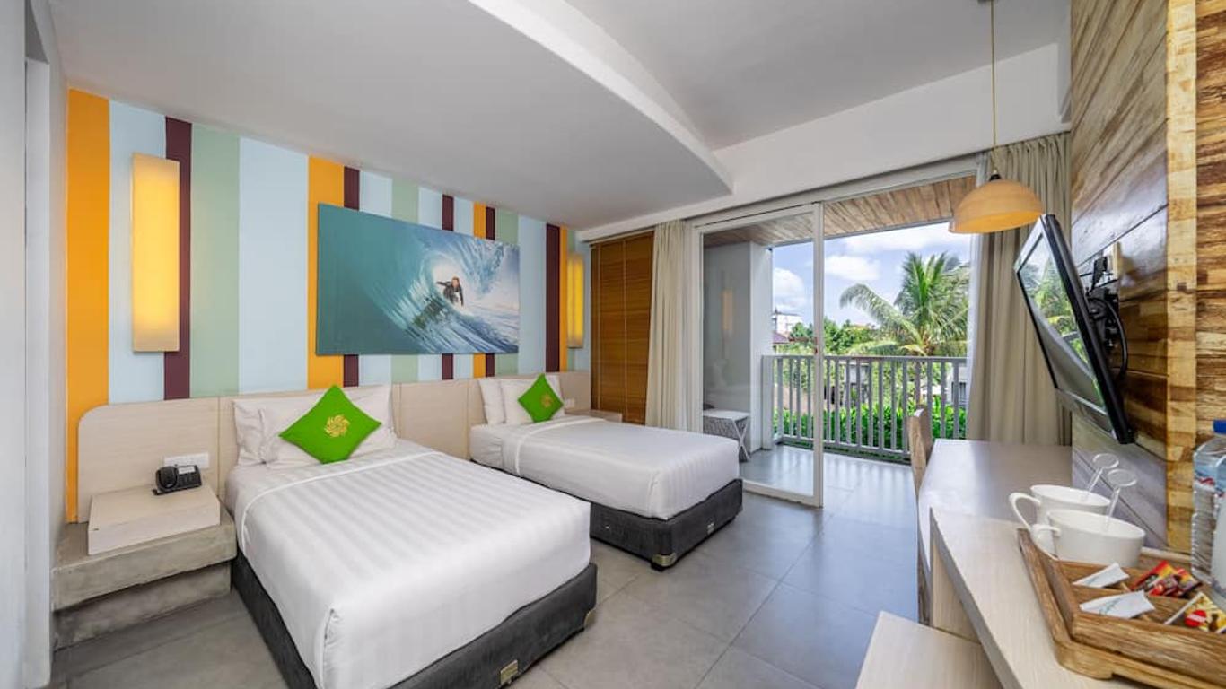 Bliss Surfer Hotel by Tritama Hospitality